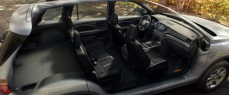 Desain Interior Mobil