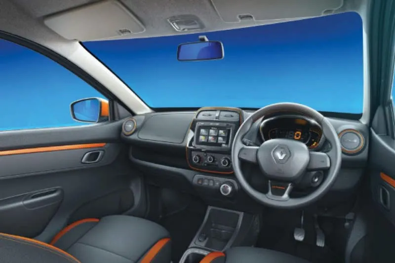 Desain Interior Mobil
