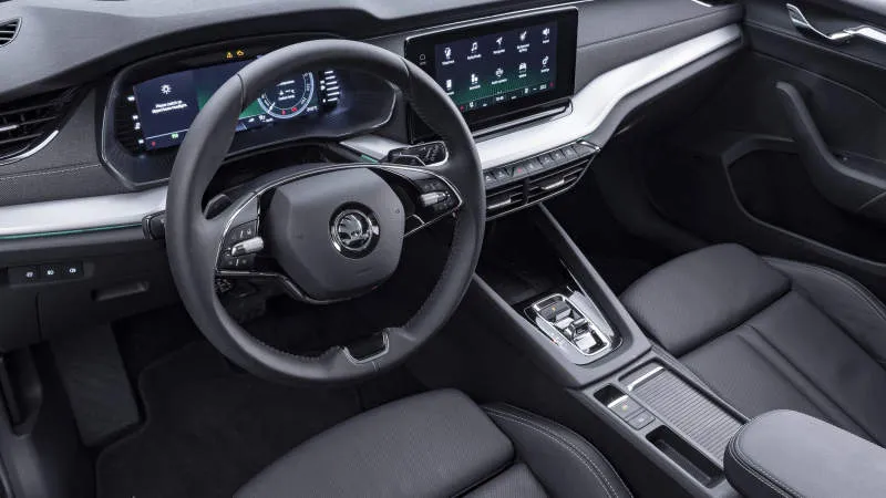 Desain Interior Mobil