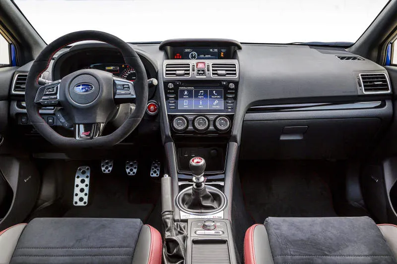 Desain Interior Mobil