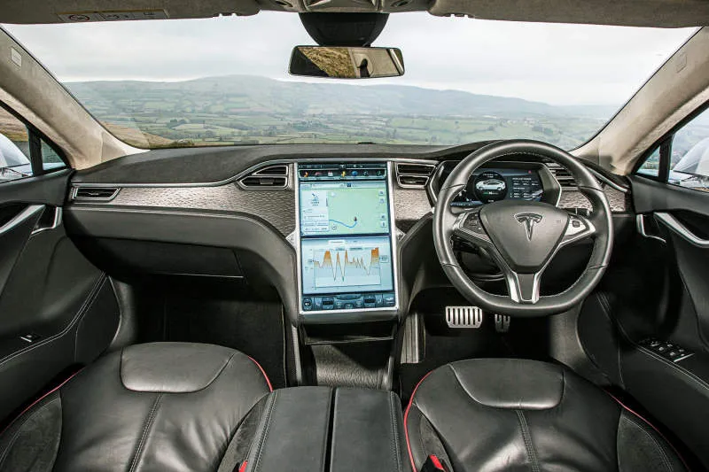 Desain Interior Mobil