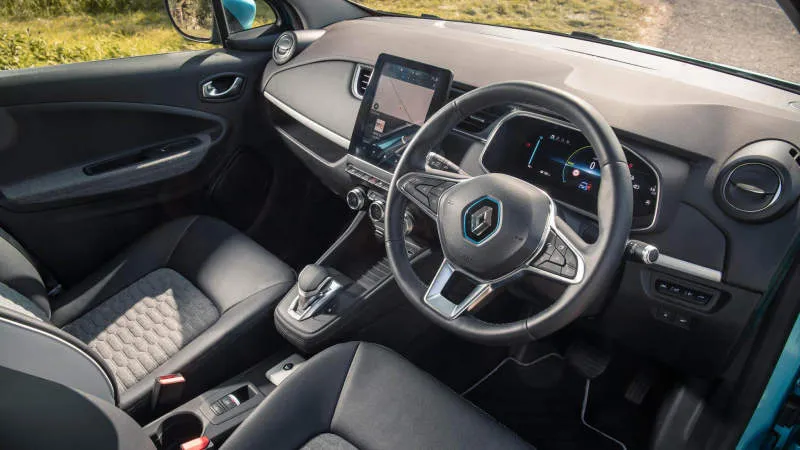 Desain Interior Mobil