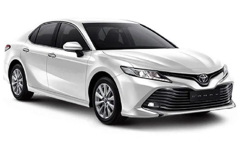 Toyota Camry Hybrid 2024 Platinum White Pearl