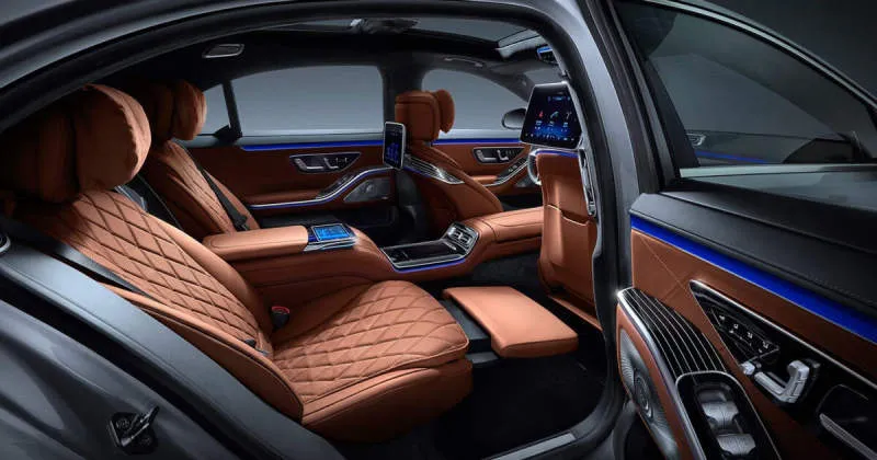 Desain Interior Mobil