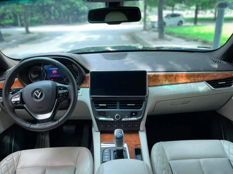 Desain Interior Mobil