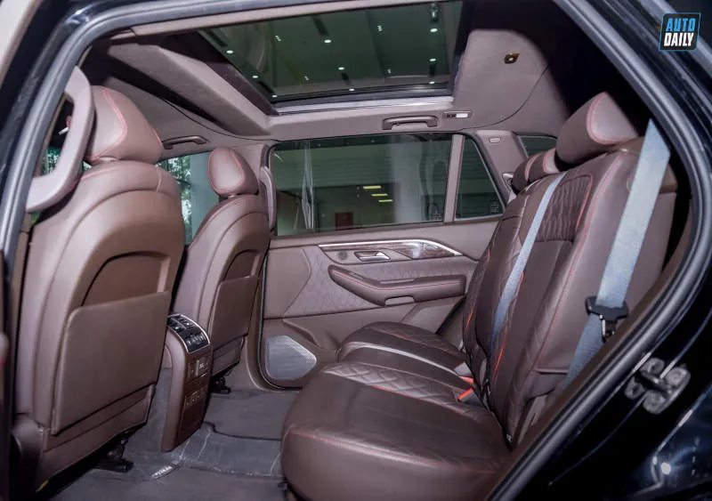 Desain Interior Mobil