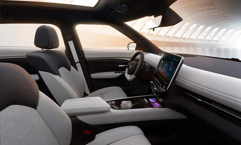 Desain Interior Mobil
