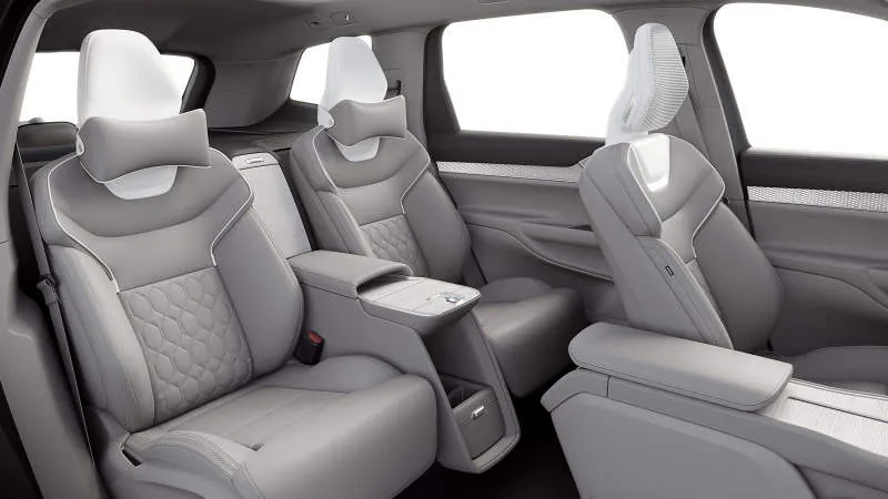 Desain Interior Mobil