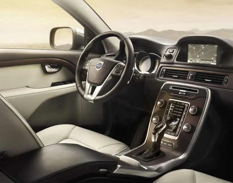 Desain Interior Mobil