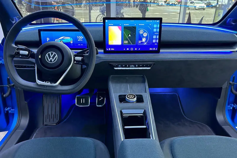 Desain Interior Mobil