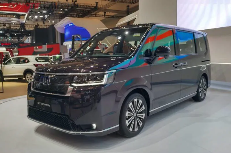 Desain Eksterior Mobil